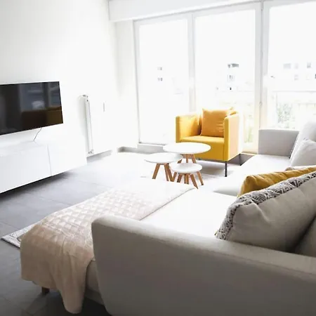 Apartament Charming Modern 2 Bedroom *